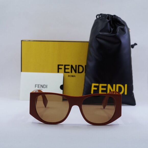 Fendi FE40109I 50E BAGUETTE Oval Sunglasses - Brown - Picture 7 of 14